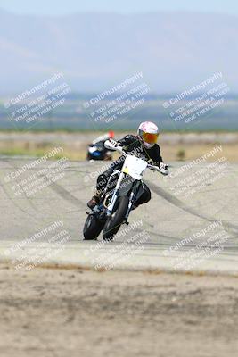 media/May-25-2025-Lets Ride (Sun) [[0ff033e448]]/C Group/1140am (Grapevine)/